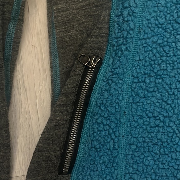 Kuhl “Kozet” Women’s Small wool blend deep pile zippered Jacket Blue Gra… - Picture 10 of 10